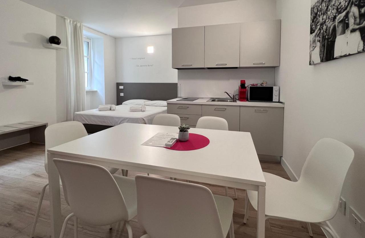 City Gallery Apartments Trieste Esterno foto