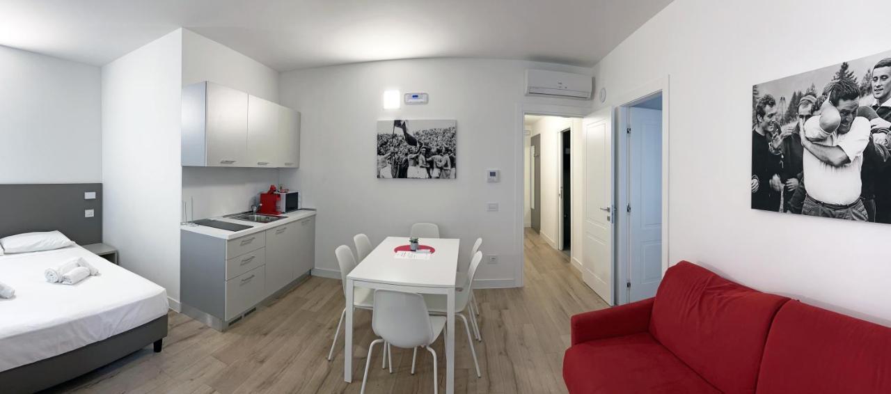 City Gallery Apartments Trieste Esterno foto