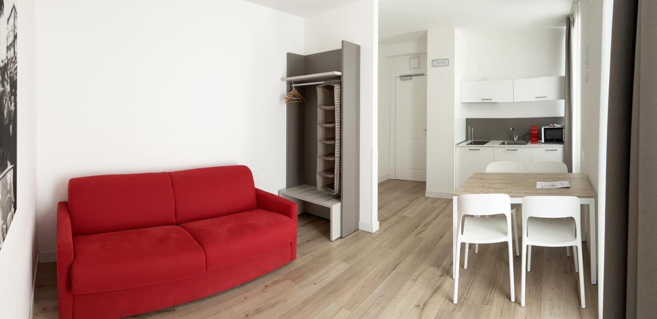 City Gallery Apartments Trieste Esterno foto